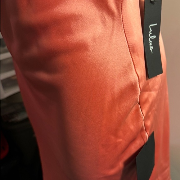 Lulu's coral Asymmetrical Ruched Cocktail Dress size XSmall - Picture 4 of 16